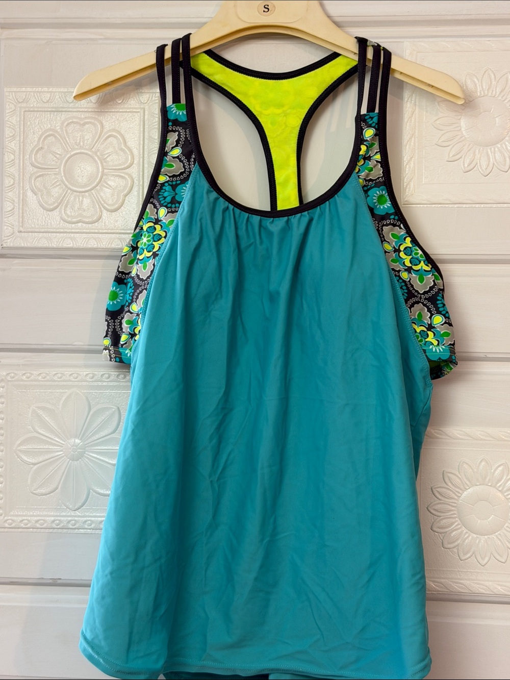 Bathing suit top by Rekita size large.